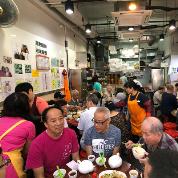 超強吃貨陳奕迅愛店 凌晨3點就賣的「流沙包」